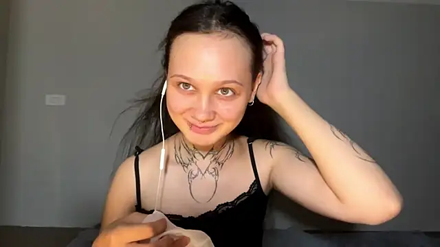 MayraLucarelli online show from July 2026 10:08:01 AM