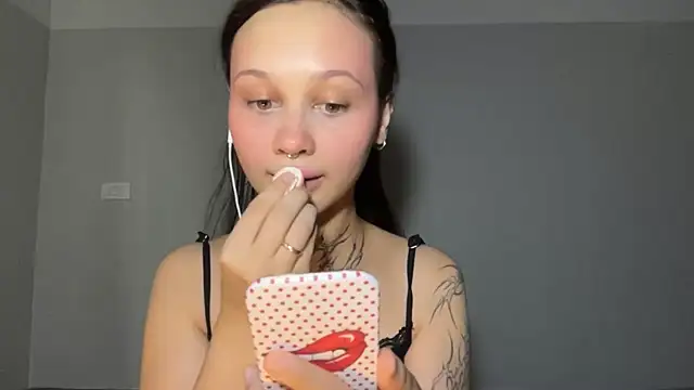 MayraLucarelli online show from July 2026 10:19:01 AM