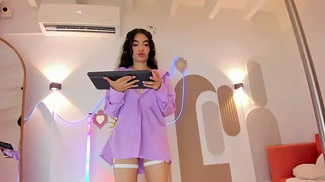 Sweet Valentine 1 online show from July 2026 07:39:01 PM
