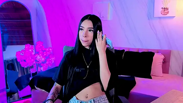 Tifanny M online show from July 2026 03:40:01 PM
