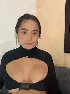 Arya ferrer online show from July 2026 12:40:01 AM