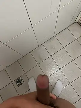 Y0Y0me online show from July 2026 11:24:02 PM