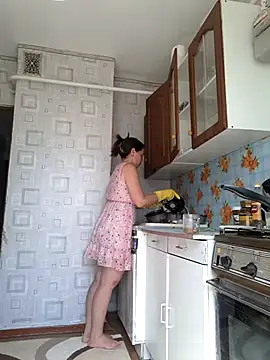 JeanneLoryzia online show from July 2026 10:35:01 AM