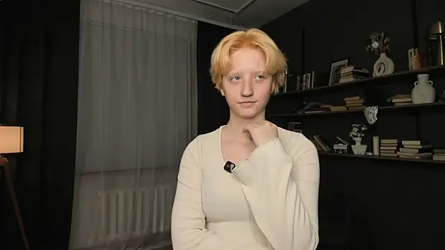 KelleCullison online show from July 2026 08:07:01 PM