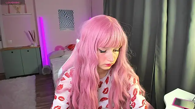 teresarein online show from July 2026 07:04:02 AM