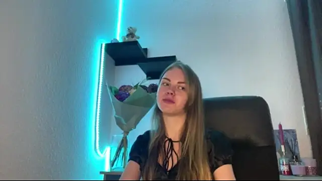 SunnyStrike online show from July 2026 08:52:02 AM