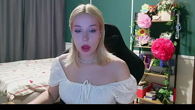 Eden Rose online show from July 2026 10:05:01 PM