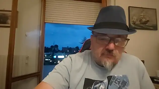 Theitalianpapi online show from July 2026 07:01:02 PM