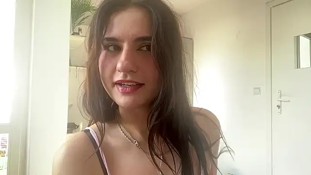 mellowpuffX online show from July 2026 02:13:02 PM