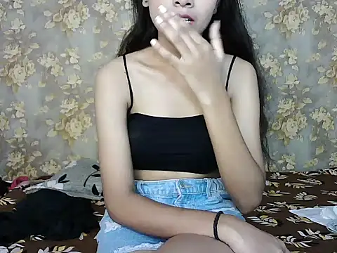 Snapshot of Lusty-_heer chatting on July 2026 06:32:02 PM Lusty- heer online show from July 2026 06:32:02 PM
