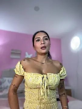 sofiasirena online show from July 2026 01:08:01 AM