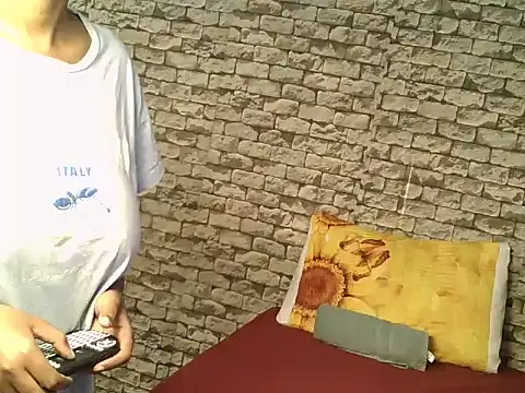 Creamcookie online show from July 2026 05:34:01 AM