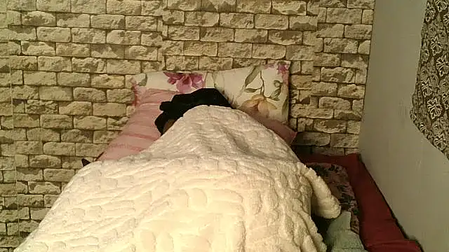 Creamcookie online show from July 2026 01:14:01 AM