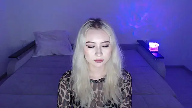JuliaBlessed online show from July 2026 04:39:33 PM