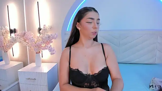 Riley Sweet   online show from July 2026 08:03:02 PM