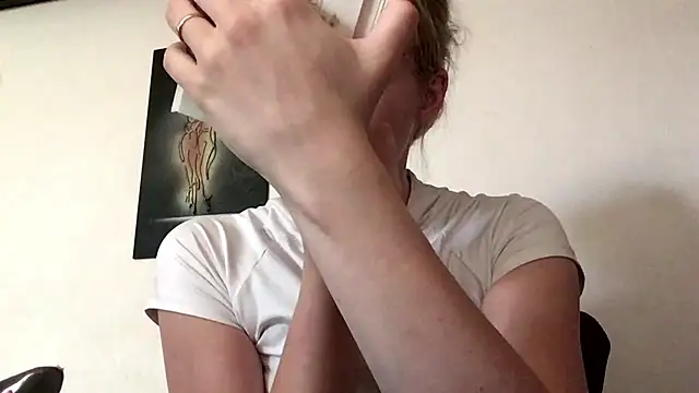 SERBIAN KISS online show from July 2026 06:05:01 AM