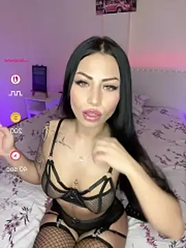 Snapshot of MiaaRosee23 chatting on July 2026 05:04:01 PM MiaaRosee23 online show from July 2026 05:04:01 PM