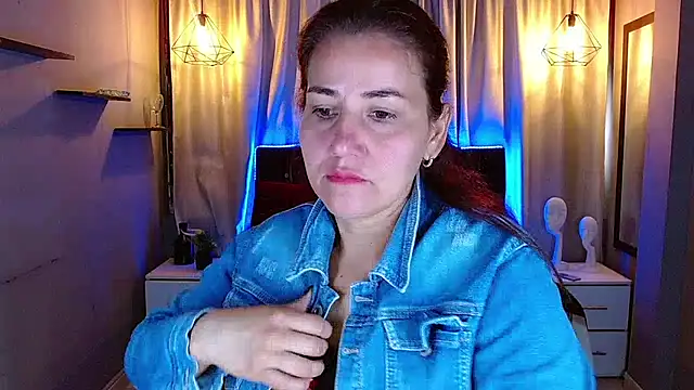 kathekitten online show from July 2026 07:38:01 PM