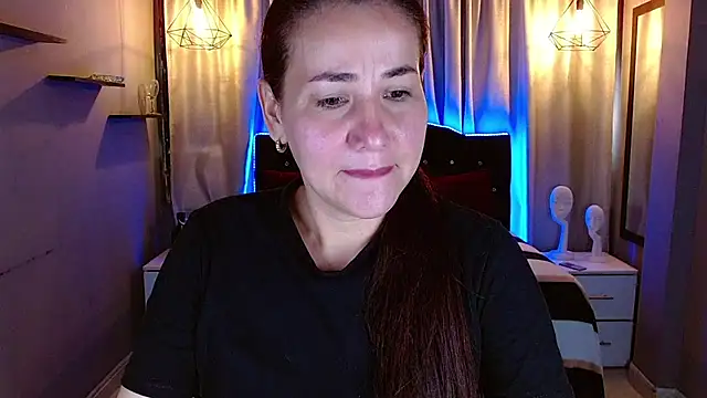 kathekitten online show from July 2026 08:00:01 PM