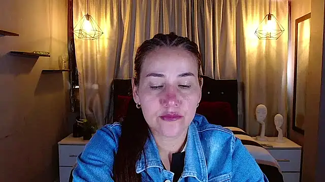 kathekitten online show from July 2026 07:32:01 PM