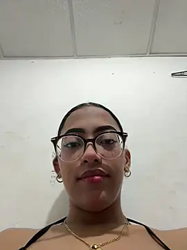 Kimy lux online show from July 2026 07:09:01 PM