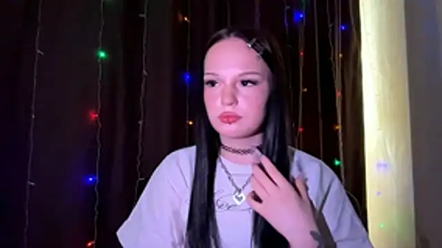 CarmeliaGentelia online show from July 2026 11:13:01 AM