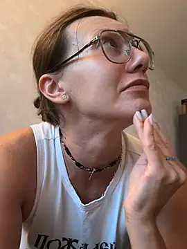 Fiona 12 online show from July 2026 02:15:02 PM