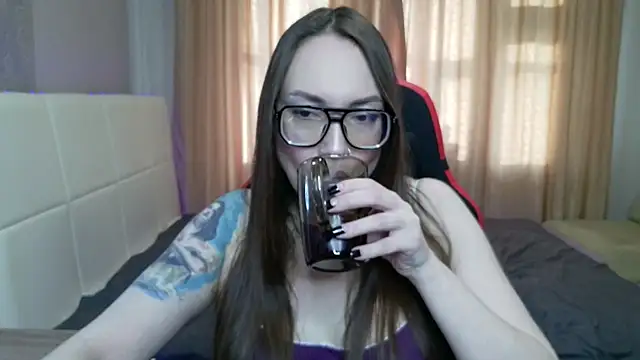 CarolineGlow  online show from July 2026 02:13:02 PM