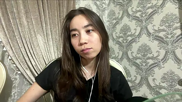 cocoSharms online show from July 2026 04:39:33 PM