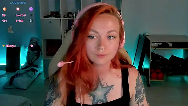 Snapshot of Annie__Bloom chatting on July 2026 03:54:02 PM Annie Bloom online show from July 2026 03:54:02 PM