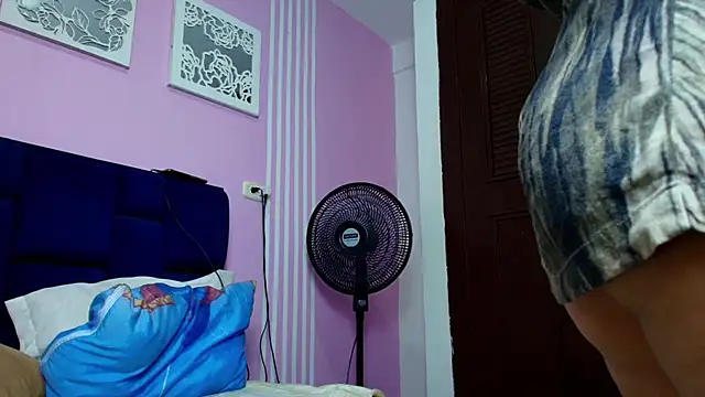 Kameron Tonny online show from July 2026 10:24:01 AM