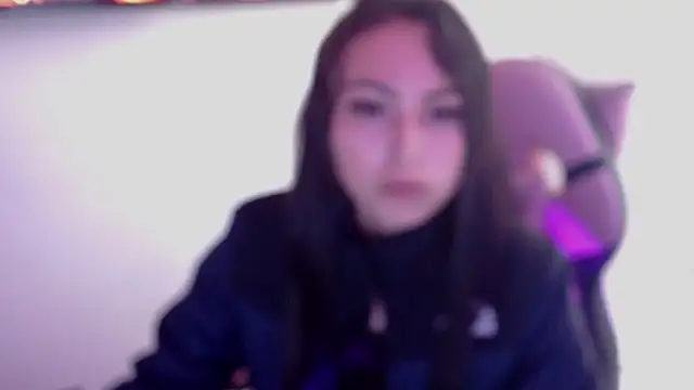 holly rosee online show from July 2026 11:17:02 AM
