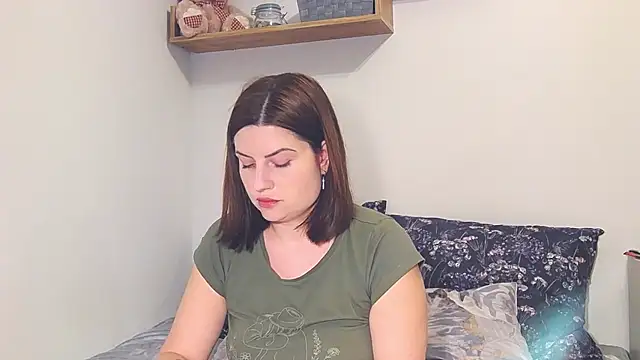 Snapshot of alisenties chatting on March 2025 05:18:01 PM alisenties online show from March 2025 05:18:01 PM