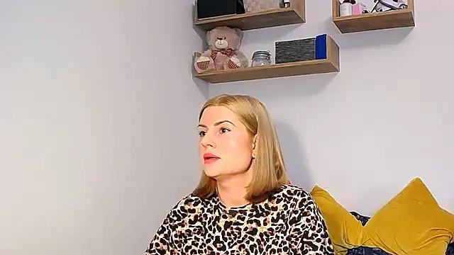 Snapshot of alisenties chatting on September 2025 02:29:02 PM alisenties online show from September 2025 02:29:02 PM