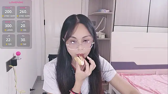 yishan-22 online show from July 2026 10:11:01 AM