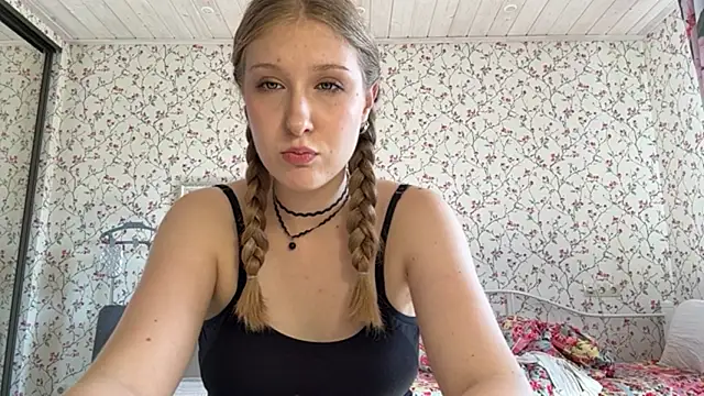 JoltingSmile online show from July 2026 11:17:02 AM