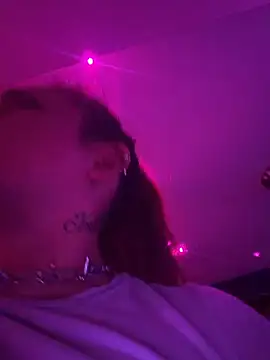 UrHellBri-L online show from July 2026 03:30:02 PM