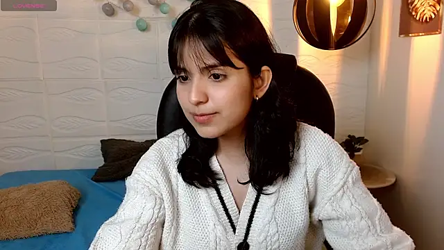 yurii petite online show from July 2026 12:44:01 PM