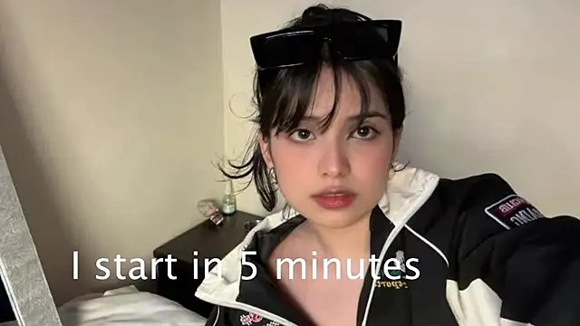 yurii petite online show from July 2026 11:46:01 AM