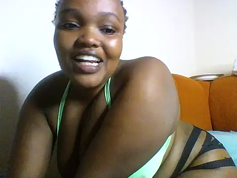Snapshot of Cute_layra8 chatting on August 2026 05:23:02 PM Cute layra8 online show from August 2026 05:23:02 PM