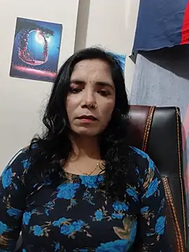 Laila-202 online show from July 2026 01:36:01 PM
