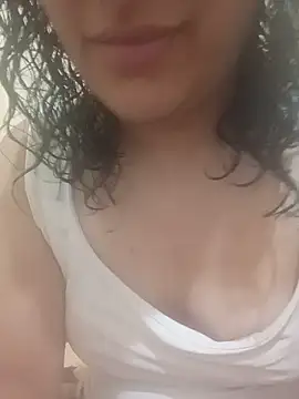 Vibe-Narjis online show from July 2026 09:22:01 PM
