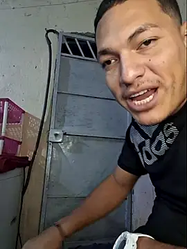 mia69rober online show from July 2026 03:48:02 AM