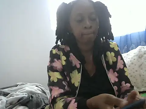 yolanda2 online show from July 2026 12:12:02 PM