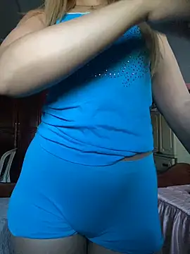 Su  Zi online show from July 2026 04:44:01 PM