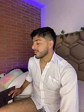 jaiden thoner  online show from July 2026 12:47:02 PM