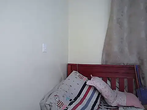 queen zuri01 online show from July 2026 11:48:02 AM