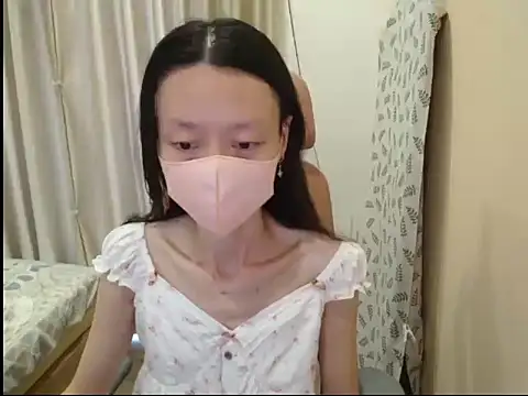 Lil-Cherry online show from July 2026 05:32:01 AM