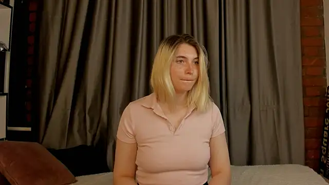 WickedPetal online show from July 2026 11:41:02 PM