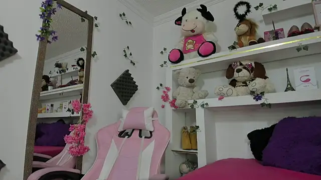 lucia temptation online show from July 2026 06:36:01 PM